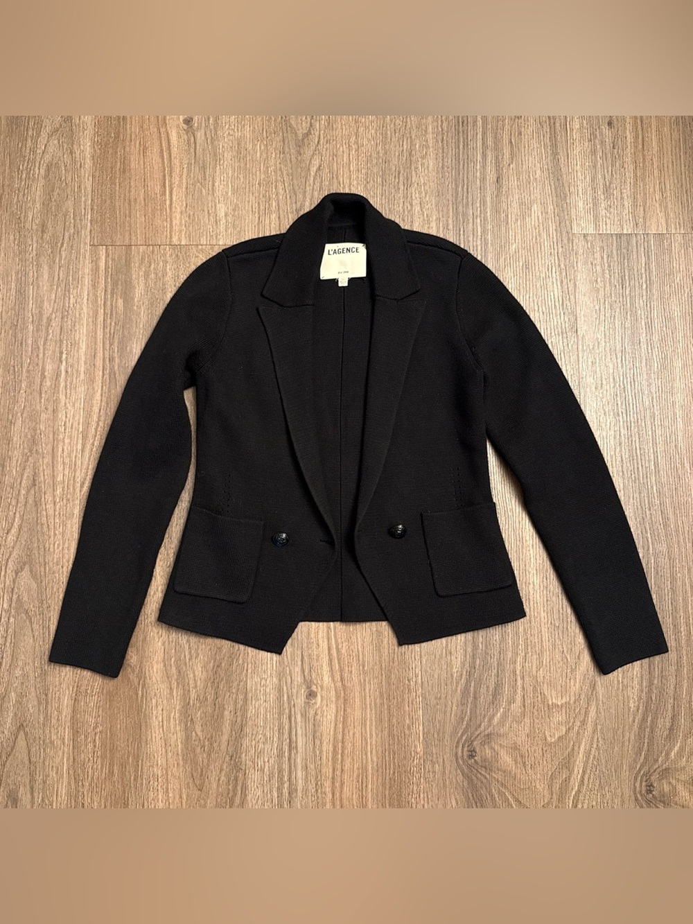 L ‘ Agence Black knit blazer with a tailored fit. Size Xs